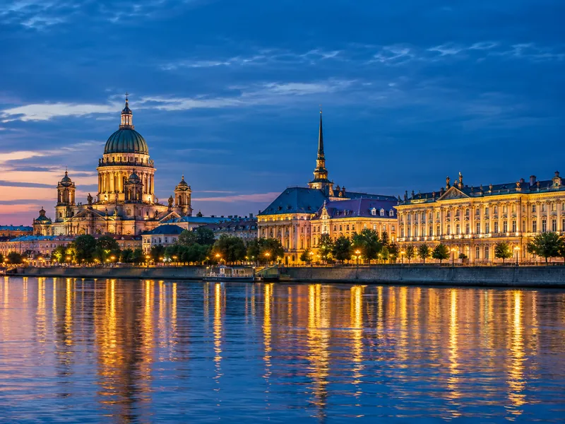 Prague: Dresden and Schloss Moritzburg Day Trip